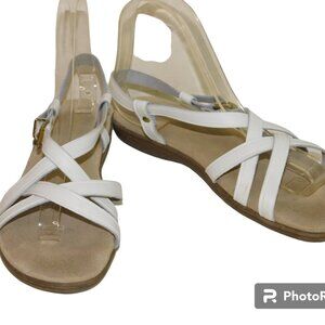 GH Bass Sunjuns Margie Sandals Size 7.5M Leather White Cushioned